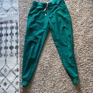 Hunter green figs joggers